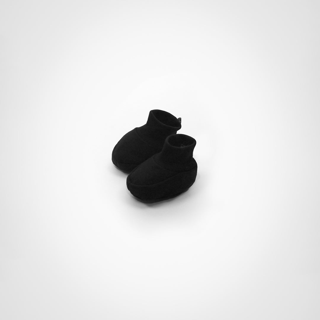 Black Snug Socks